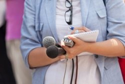Заказать курсовую работу по журналистике