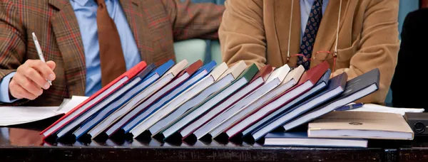 Скільки коштує дисертація